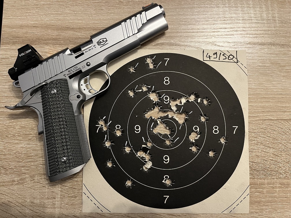 Picture of the gun with the red-dot mounted and a target